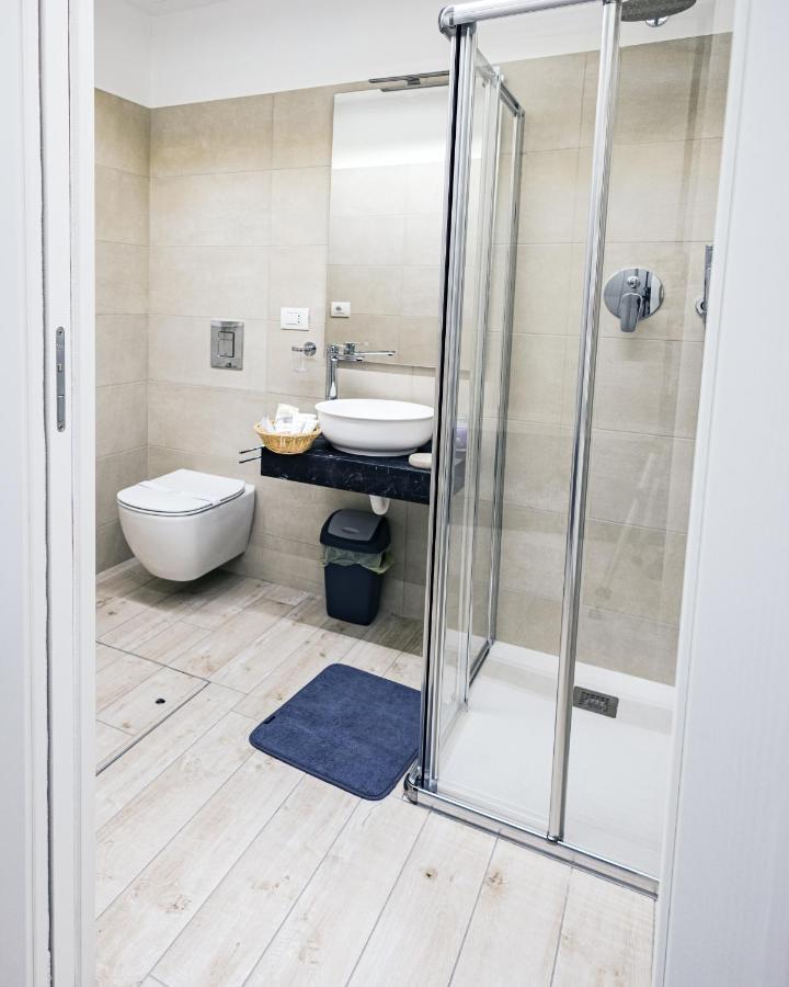 Appartamento Loft La Sedia Rossa - Centro Storico Milano Esterno foto
