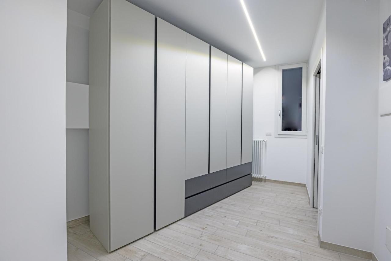 Appartamento Loft La Sedia Rossa - Centro Storico Milano Esterno foto